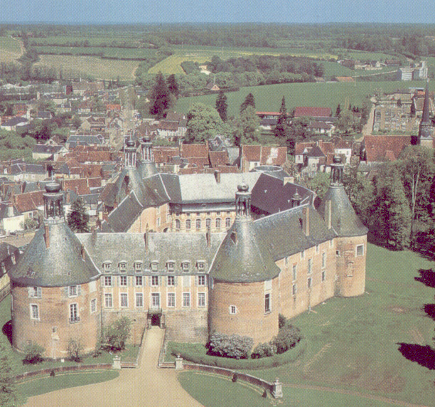 SAINT-FARGEAU
